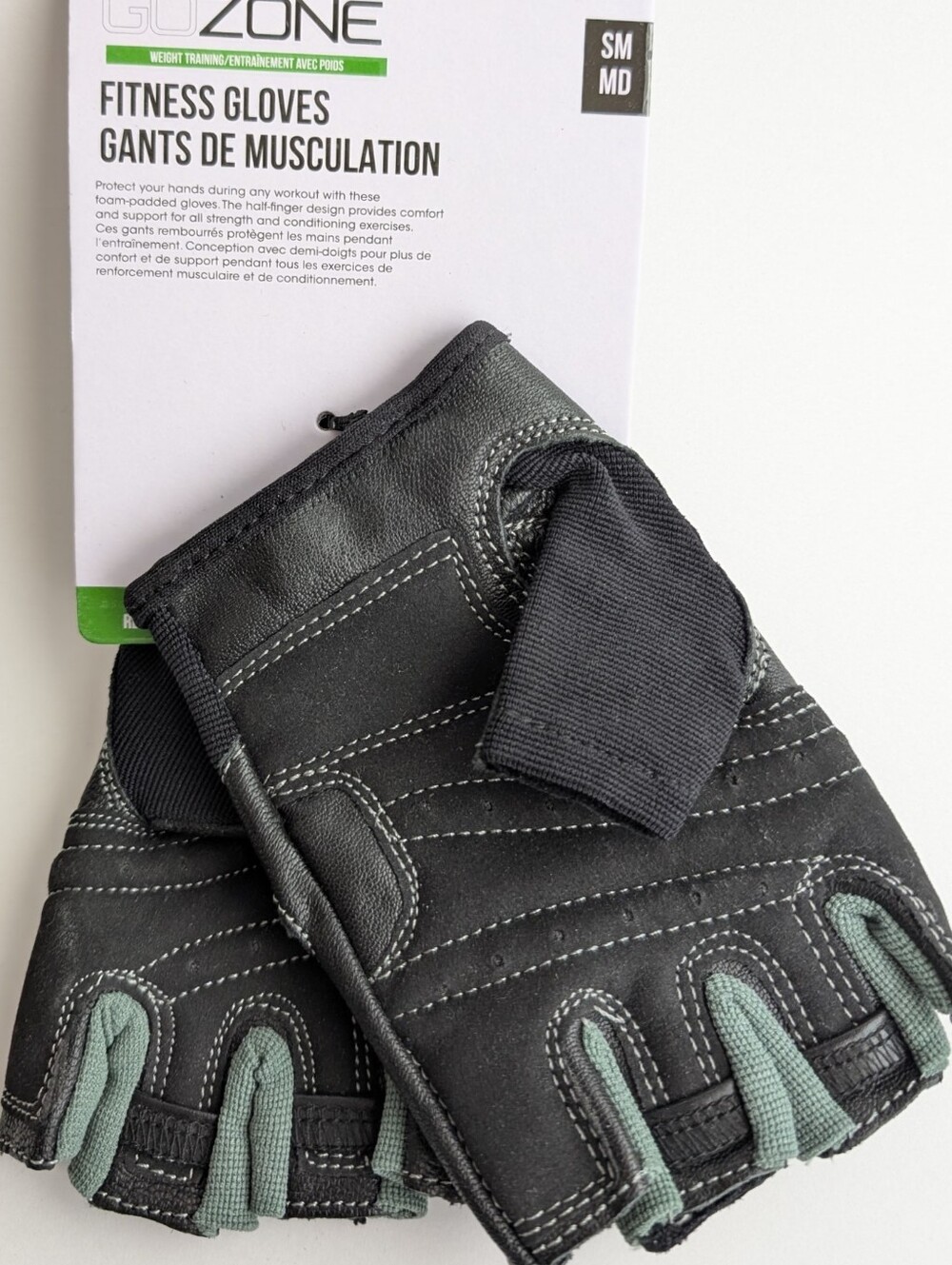 GoZone Lightly Padded Weight Training Fitness Gloves | Size Small/Medium | NWT